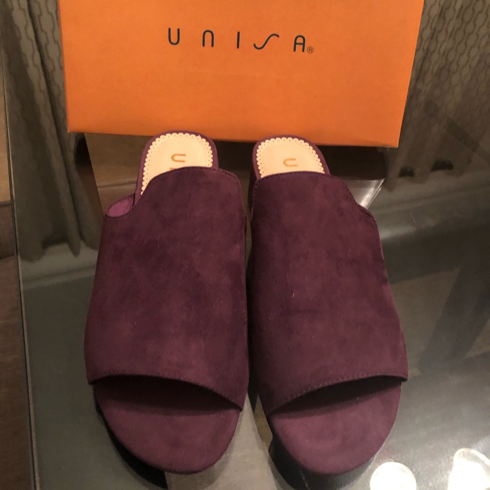 Brand new Unisa purple suede slip on